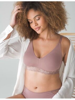 Soma Embraceable Wireless Unlined Lace Trim Blush Bra Womens Sz Medium